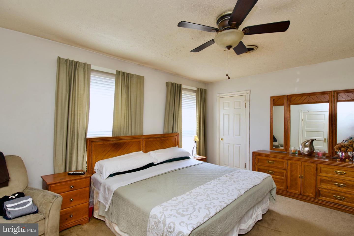 2114 KEARNY ST NE, WASHINGTON, District Of Columbia 20018, 4 Bedrooms Bedrooms, ,2 BathroomsBathrooms,Residential,For sale,2114 KEARNY ST NE,DCDC2223720 MLS # DCDC2223720