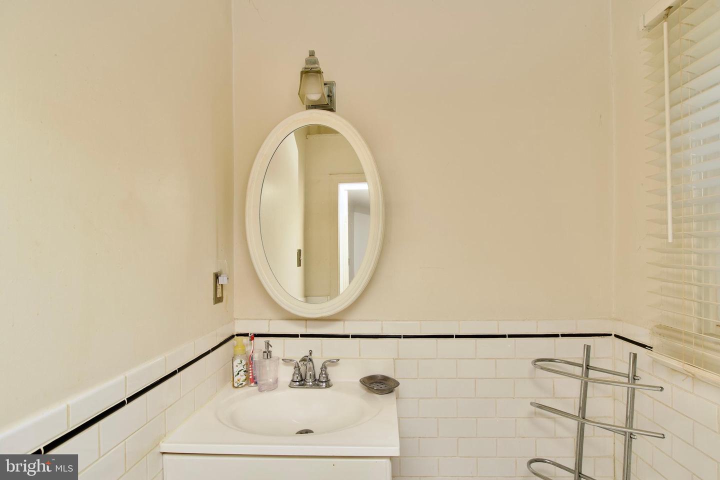 2114 KEARNY ST NE, WASHINGTON, District Of Columbia 20018, 4 Bedrooms Bedrooms, ,2 BathroomsBathrooms,Residential,For sale,2114 KEARNY ST NE,DCDC2223720 MLS # DCDC2223720