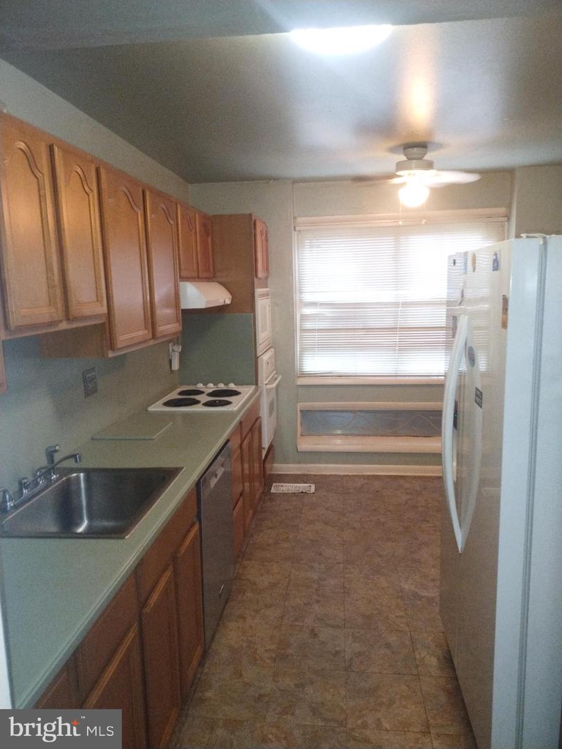 2221 RIDGE PL SE, WASHINGTON, District Of Columbia 20020, 3 Bedrooms Bedrooms, ,1 BathroomBathrooms,Residential,For sale,2221 RIDGE PL SE,DCDC2224008 MLS # DCDC2224008