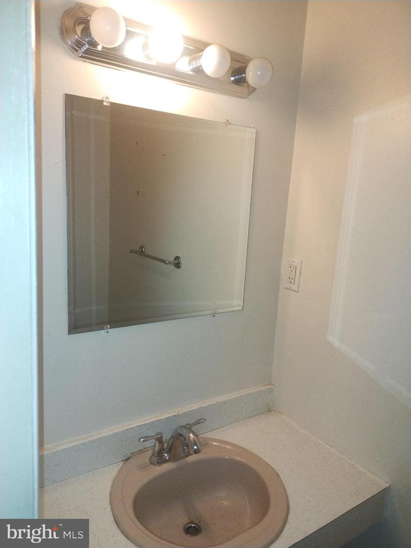 2221 RIDGE PL SE, WASHINGTON, District Of Columbia 20020, 3 Bedrooms Bedrooms, ,1 BathroomBathrooms,Residential,For sale,2221 RIDGE PL SE,DCDC2224008 MLS # DCDC2224008