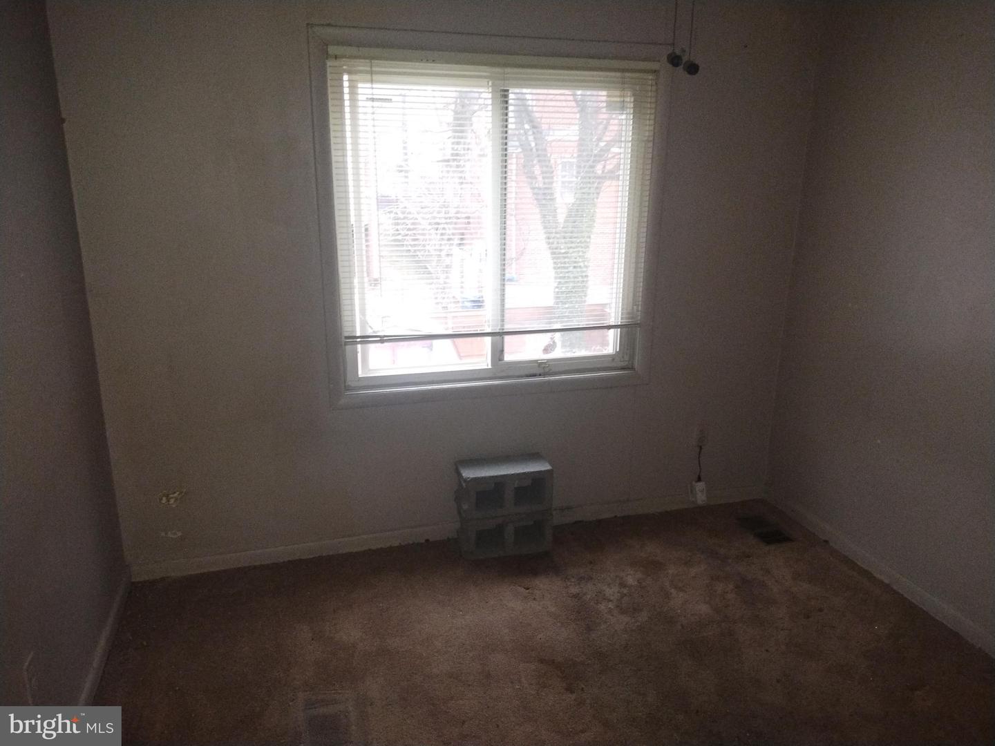 2221 RIDGE PL SE, WASHINGTON, District Of Columbia 20020, 3 Bedrooms Bedrooms, ,1 BathroomBathrooms,Residential,For sale,2221 RIDGE PL SE,DCDC2224008 MLS # DCDC2224008