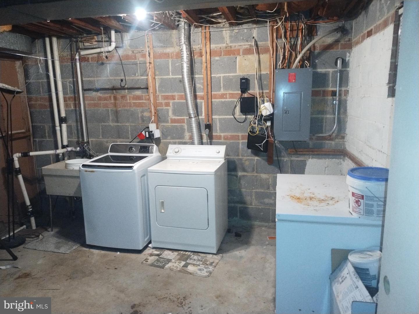 2221 RIDGE PL SE, WASHINGTON, District Of Columbia 20020, 3 Bedrooms Bedrooms, ,1 BathroomBathrooms,Residential,For sale,2221 RIDGE PL SE,DCDC2224008 MLS # DCDC2224008