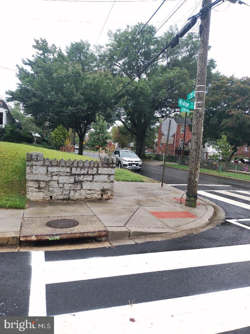 2221 RIDGE PL SE, WASHINGTON, District Of Columbia 20020, 3 Bedrooms Bedrooms, ,1 BathroomBathrooms,Residential,For sale,2221 RIDGE PL SE,DCDC2224008 MLS # DCDC2224008