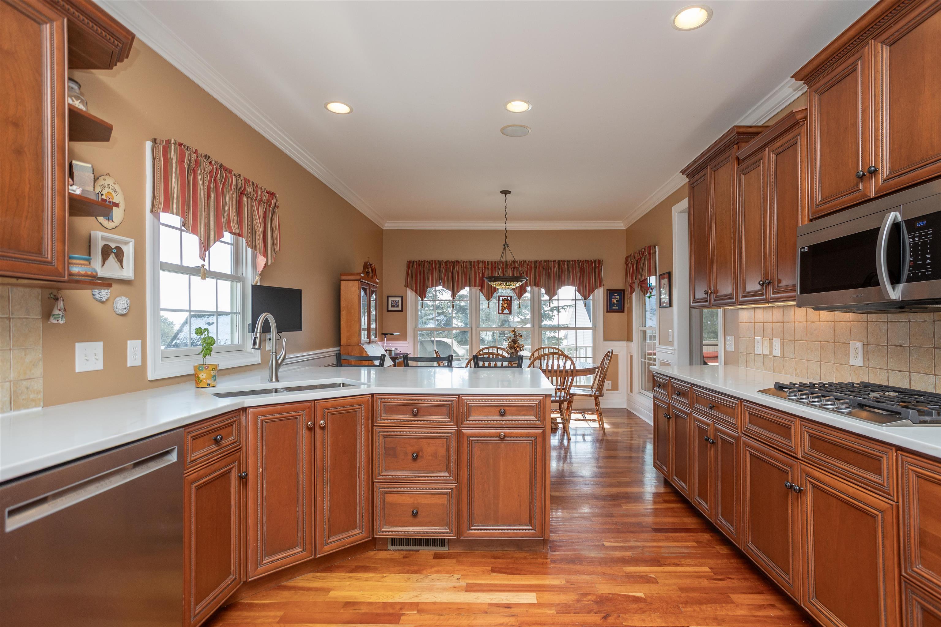 203 KESWICK CIR, DAYTON, Virginia 22821, 4 Bedrooms Bedrooms, ,2 BathroomsBathrooms,Residential,203 KESWICK CIR,673099 MLS # 673099