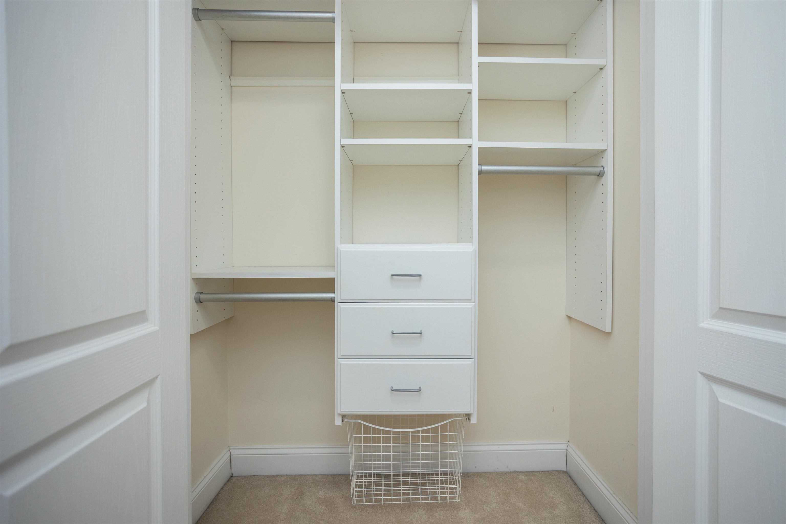 203 KESWICK CIR, DAYTON, Virginia 22821, 4 Bedrooms Bedrooms, ,2 BathroomsBathrooms,Residential,203 KESWICK CIR,673099 MLS # 673099