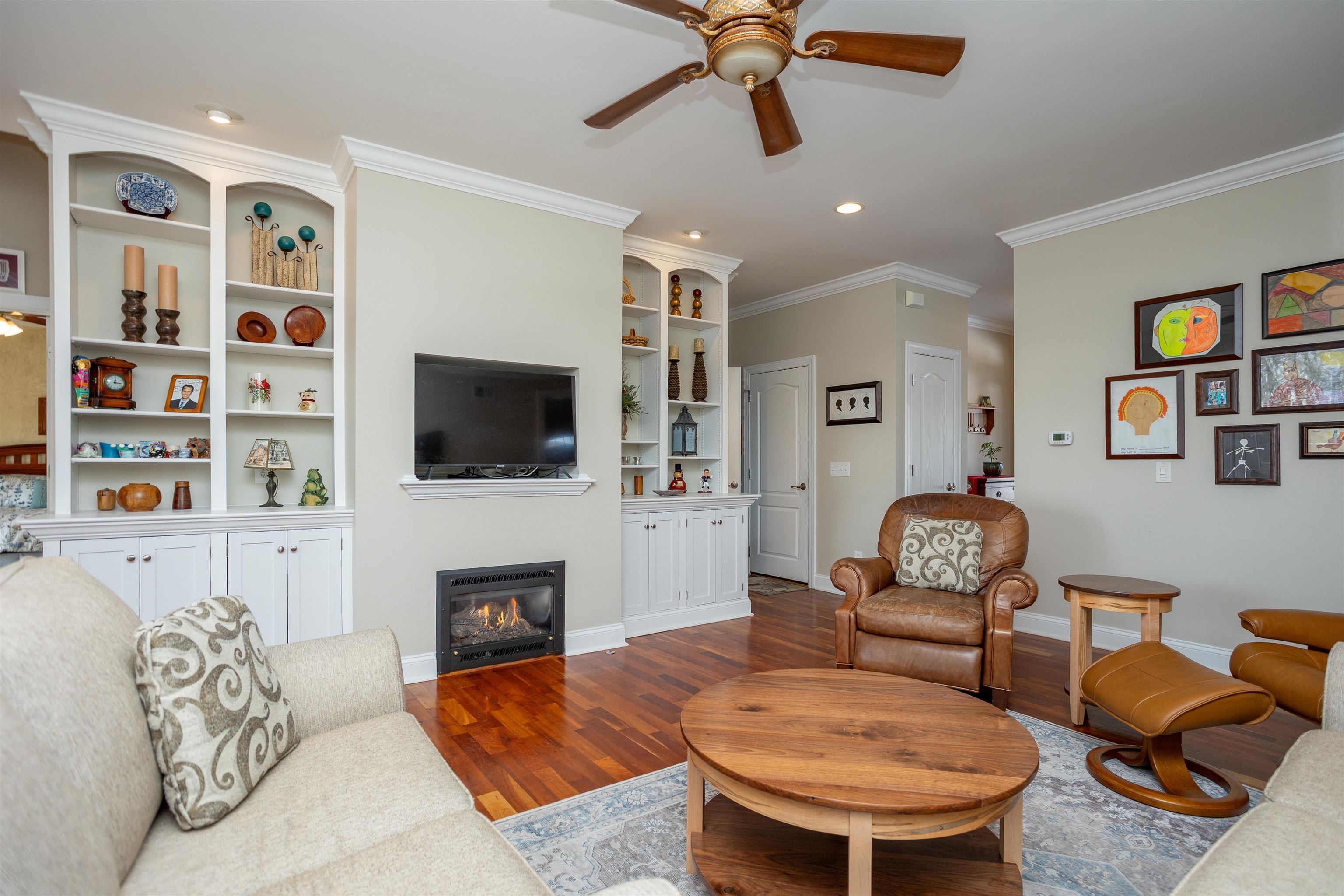 203 KESWICK CIR, DAYTON, Virginia 22821, 4 Bedrooms Bedrooms, ,2 BathroomsBathrooms,Residential,203 KESWICK CIR,673099 MLS # 673099