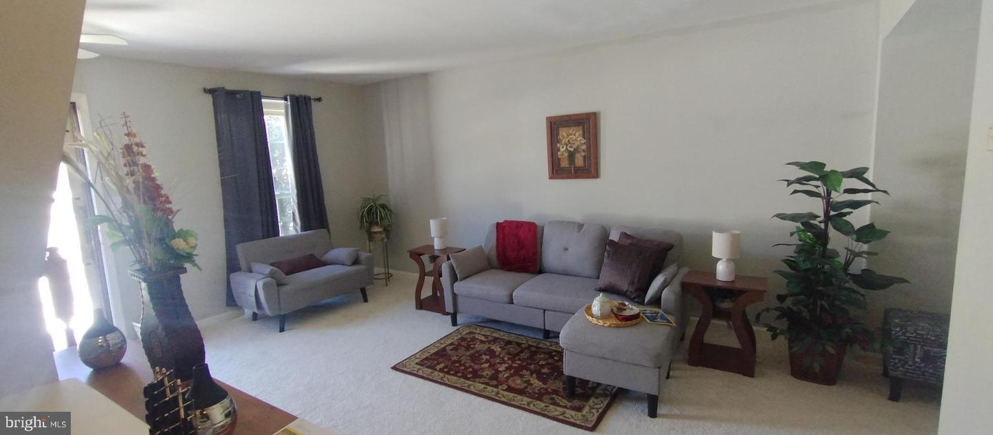 1874 TIGER LILY CIR, WOODBRIDGE, Virginia 22192, 2 Bedrooms Bedrooms, ,1 BathroomBathrooms,Residential,For sale,1874 TIGER LILY CIR,VAPW2108186 MLS # VAPW2108186