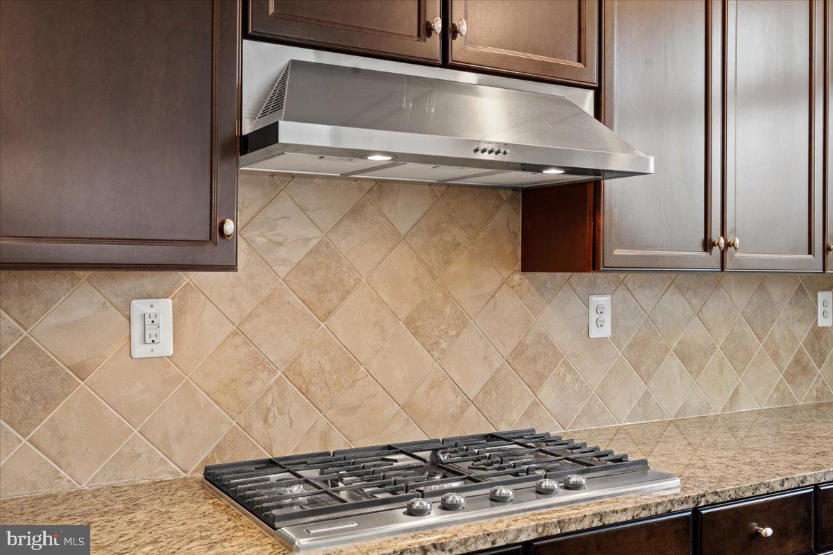 23151 GLENORCHY CT, ASHBURN, Virginia 20148, 8 Bedrooms Bedrooms, ,5 BathroomsBathrooms,Residential,For sale,23151 GLENORCHY CT,VALO2111664 MLS # VALO2111664