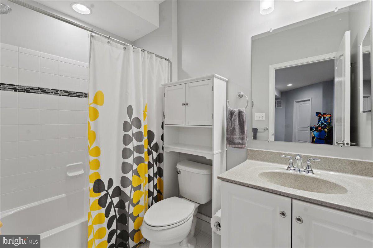 23151 GLENORCHY CT, ASHBURN, Virginia 20148, 8 Bedrooms Bedrooms, ,5 BathroomsBathrooms,Residential,For sale,23151 GLENORCHY CT,VALO2111664 MLS # VALO2111664