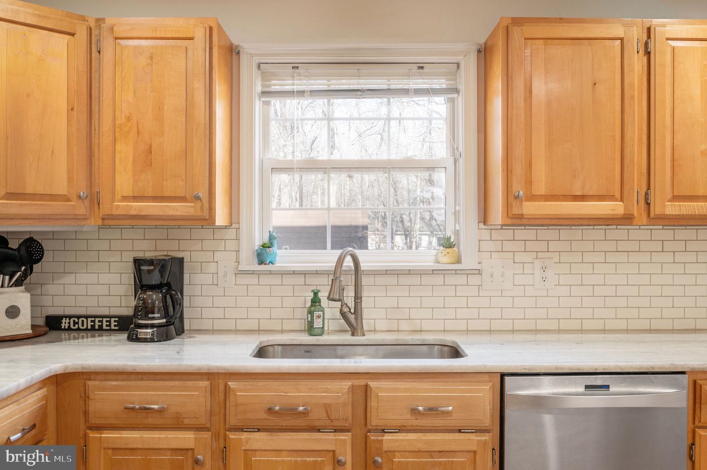 11 HORSEBACK LN, PALMYRA, Virginia 22963, 3 Bedrooms Bedrooms, 7 Rooms Rooms,3 BathroomsBathrooms,Residential,For sale,11 HORSEBACK LN,VAFN2000566 MLS # VAFN2000566