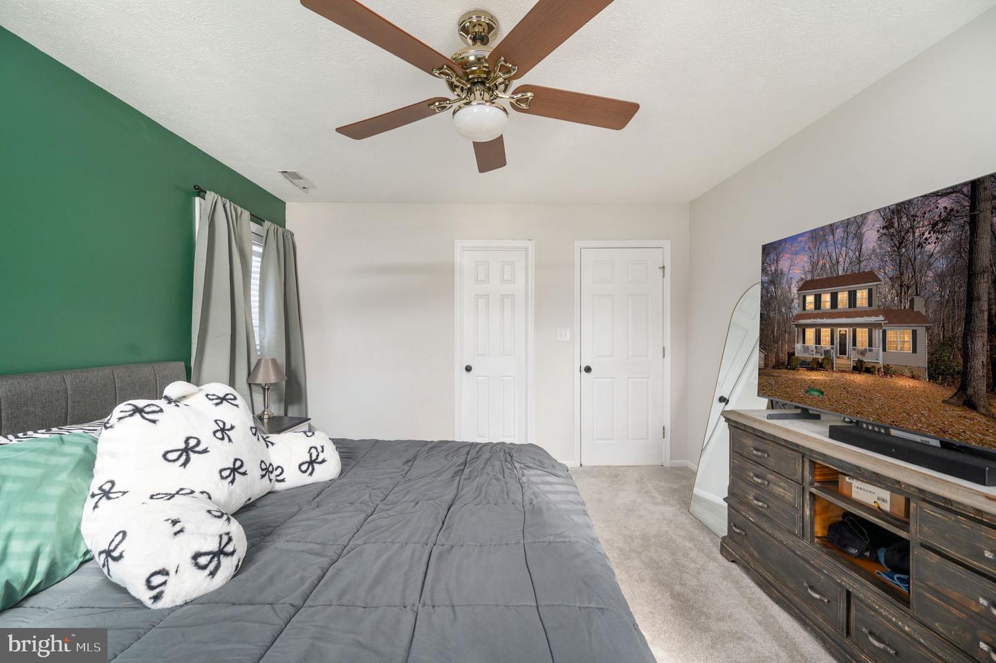 11 HORSEBACK LN, PALMYRA, Virginia 22963, 3 Bedrooms Bedrooms, 7 Rooms Rooms,3 BathroomsBathrooms,Residential,For sale,11 HORSEBACK LN,VAFN2000566 MLS # VAFN2000566