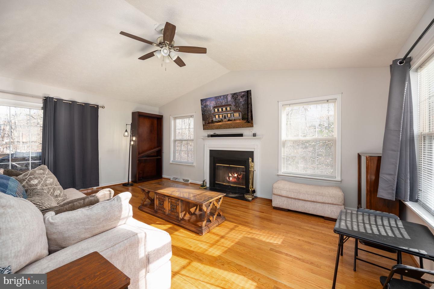 11 HORSEBACK LN, PALMYRA, Virginia 22963, 3 Bedrooms Bedrooms, 7 Rooms Rooms,3 BathroomsBathrooms,Residential,For sale,11 HORSEBACK LN,VAFN2000566 MLS # VAFN2000566