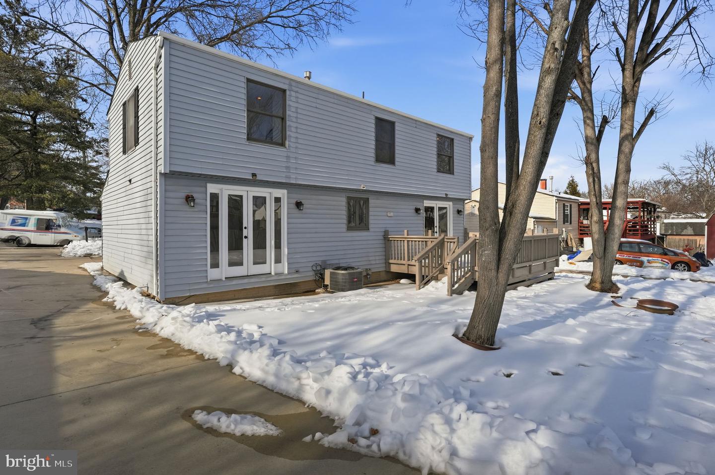 132 N FILLMORE AVE, STERLING, Virginia 20164, 4 Bedrooms Bedrooms, ,2 BathroomsBathrooms,Residential,For sale,132 N FILLMORE AVE,VALO2113250 MLS # VALO2113250