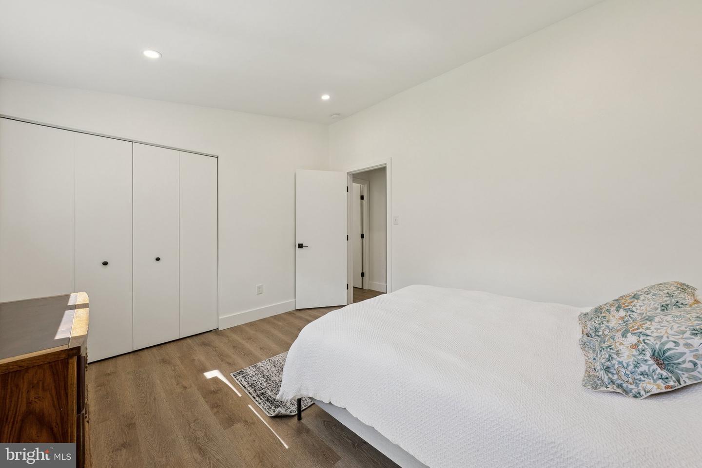 8611 CAMDEN ST, ALEXANDRIA, Virginia 22308, 4 Bedrooms Bedrooms, ,2 BathroomsBathrooms,Residential,For sale,8611 CAMDEN ST,VAFX2284506 MLS # VAFX2284506