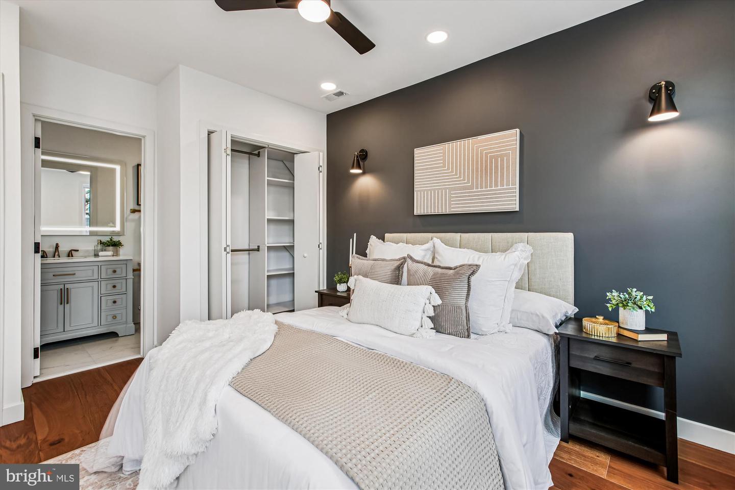 218 15TH ST NE, WASHINGTON, District Of Columbia 20002, 4 Bedrooms Bedrooms, ,3 BathroomsBathrooms,Residential,For sale,218 15TH ST NE,DCDC2240376 MLS # DCDC2240376