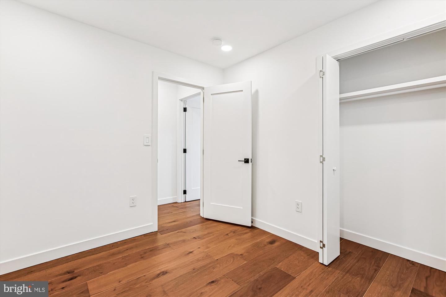 218 15TH ST NE, WASHINGTON, District Of Columbia 20002, 4 Bedrooms Bedrooms, ,3 BathroomsBathrooms,Residential,For sale,218 15TH ST NE,DCDC2240376 MLS # DCDC2240376