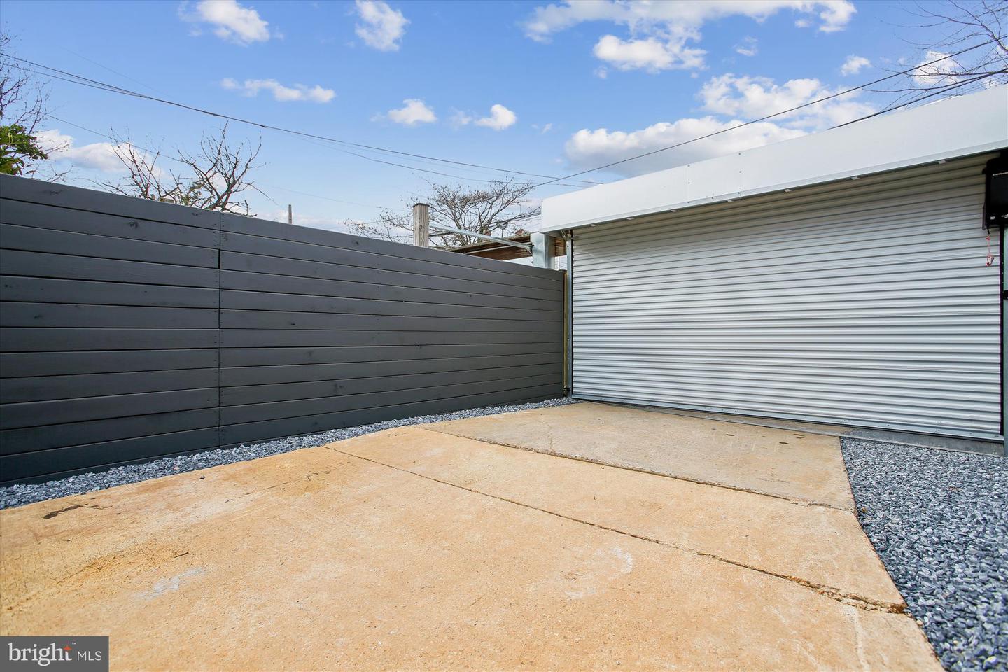 218 15TH ST NE, WASHINGTON, District Of Columbia 20002, 4 Bedrooms Bedrooms, ,3 BathroomsBathrooms,Residential,For sale,218 15TH ST NE,DCDC2240376 MLS # DCDC2240376