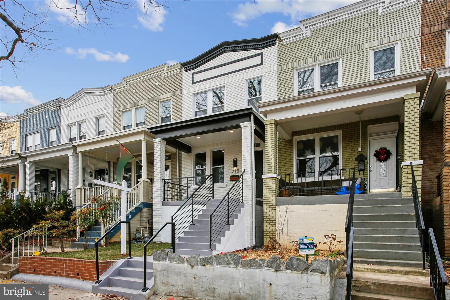 218 15TH ST NE, WASHINGTON, District Of Columbia 20002, 4 Bedrooms Bedrooms, ,3 BathroomsBathrooms,Residential,For sale,218 15TH ST NE,DCDC2240376 MLS # DCDC2240376