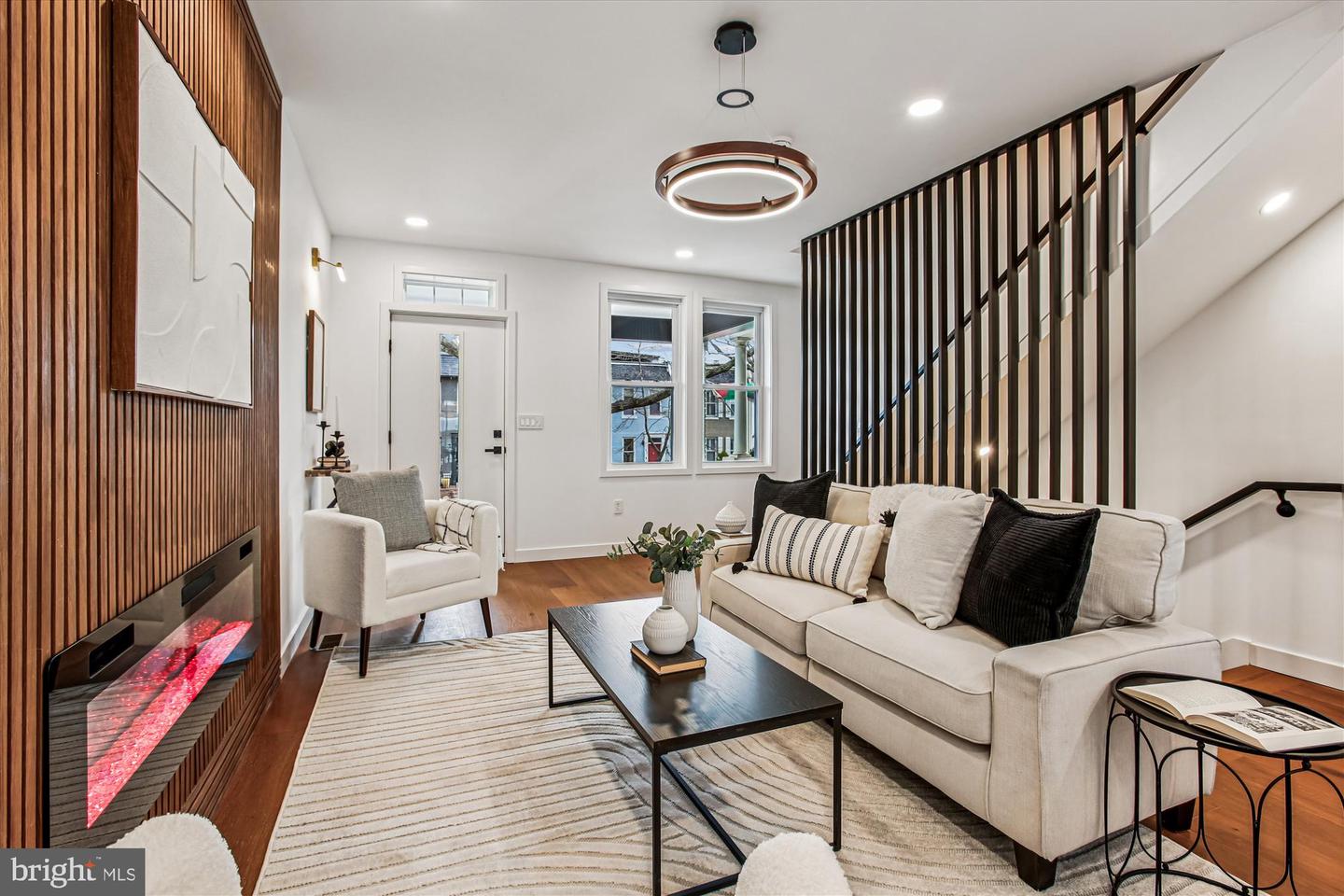 218 15TH ST NE, WASHINGTON, District Of Columbia 20002, 4 Bedrooms Bedrooms, ,3 BathroomsBathrooms,Residential,For sale,218 15TH ST NE,DCDC2240376 MLS # DCDC2240376