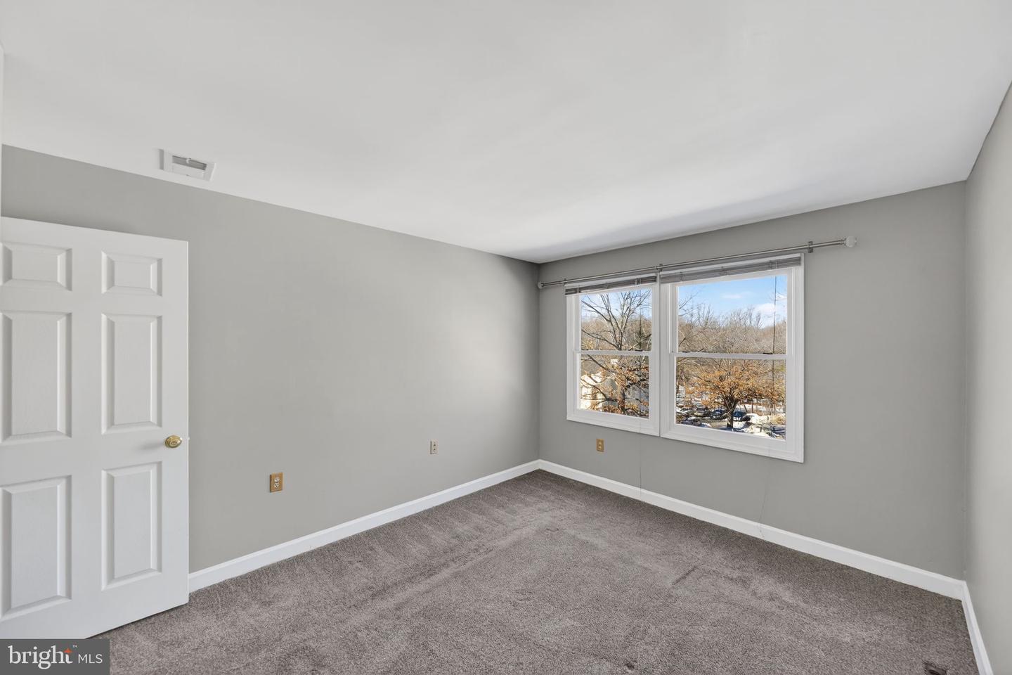 12125 SALEMTOWN DR, WOODBRIDGE, Virginia 22192, 3 Bedrooms Bedrooms, 9 Rooms Rooms,2 BathroomsBathrooms,Residential,For sale,12125 SALEMTOWN DR,VAPW2110394 MLS # VAPW2110394