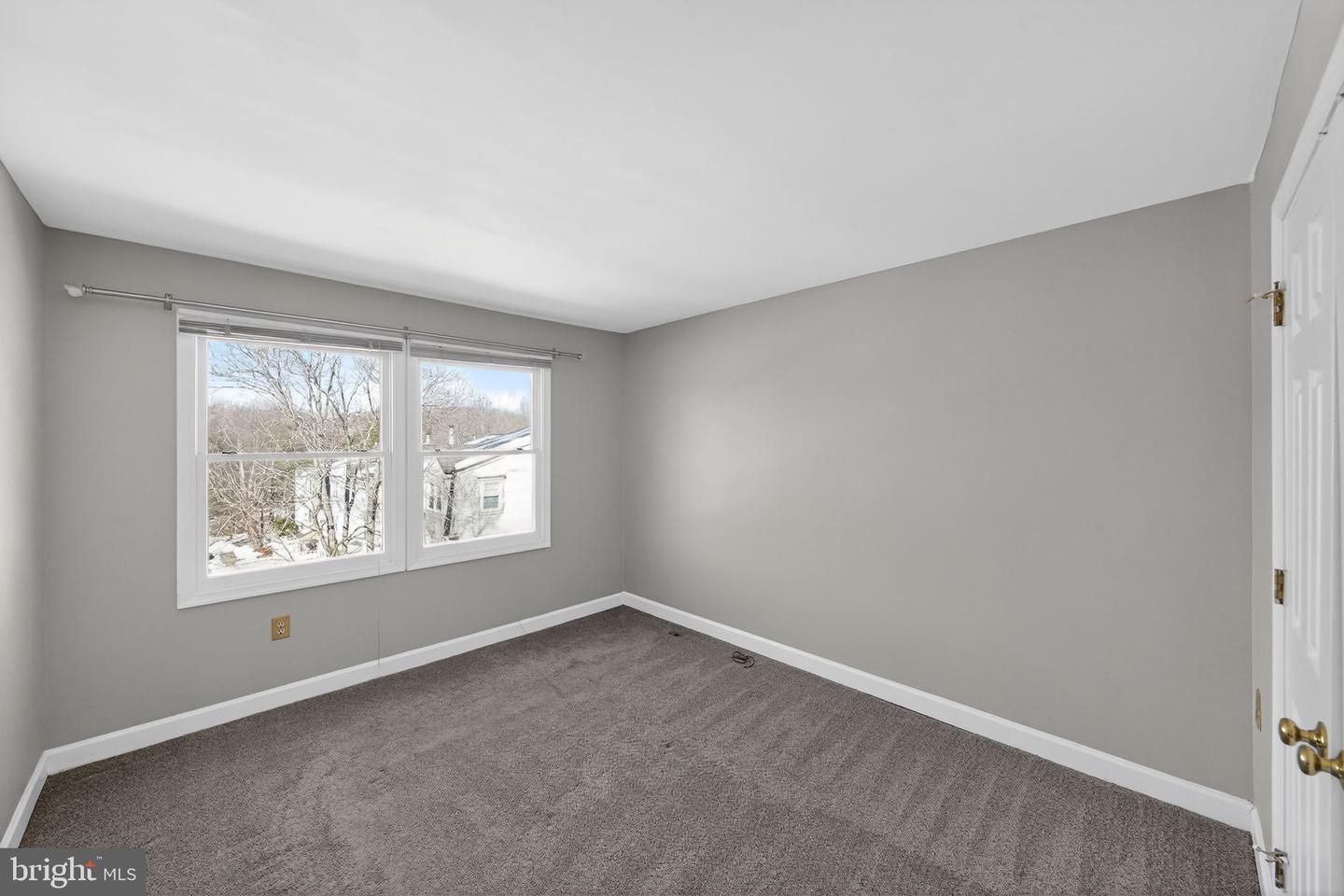 12125 SALEMTOWN DR, WOODBRIDGE, Virginia 22192, 3 Bedrooms Bedrooms, 9 Rooms Rooms,2 BathroomsBathrooms,Residential,For sale,12125 SALEMTOWN DR,VAPW2110394 MLS # VAPW2110394