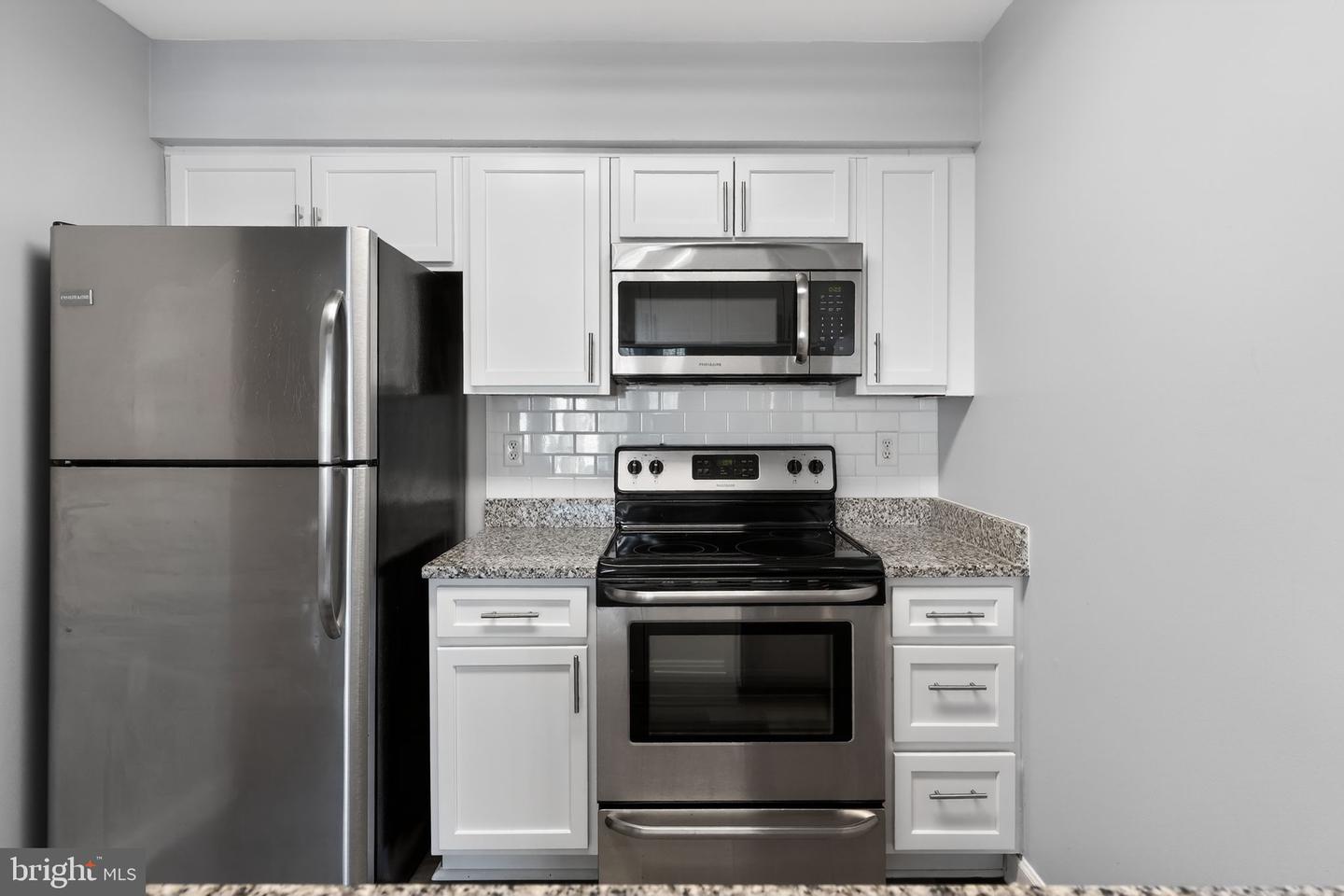 12125 SALEMTOWN DR, WOODBRIDGE, Virginia 22192, 3 Bedrooms Bedrooms, 9 Rooms Rooms,2 BathroomsBathrooms,Residential,For sale,12125 SALEMTOWN DR,VAPW2110394 MLS # VAPW2110394