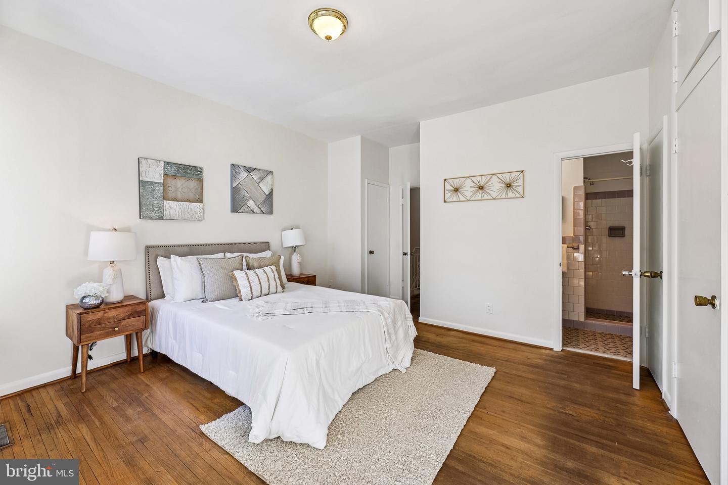 812 NORTH CAROLINA AVE SE, WASHINGTON, District Of Columbia 20003, 4 Bedrooms Bedrooms, ,3 BathroomsBathrooms,Residential,For sale,812 NORTH CAROLINA AVE SE,DCDC2242014 MLS # DCDC2242014