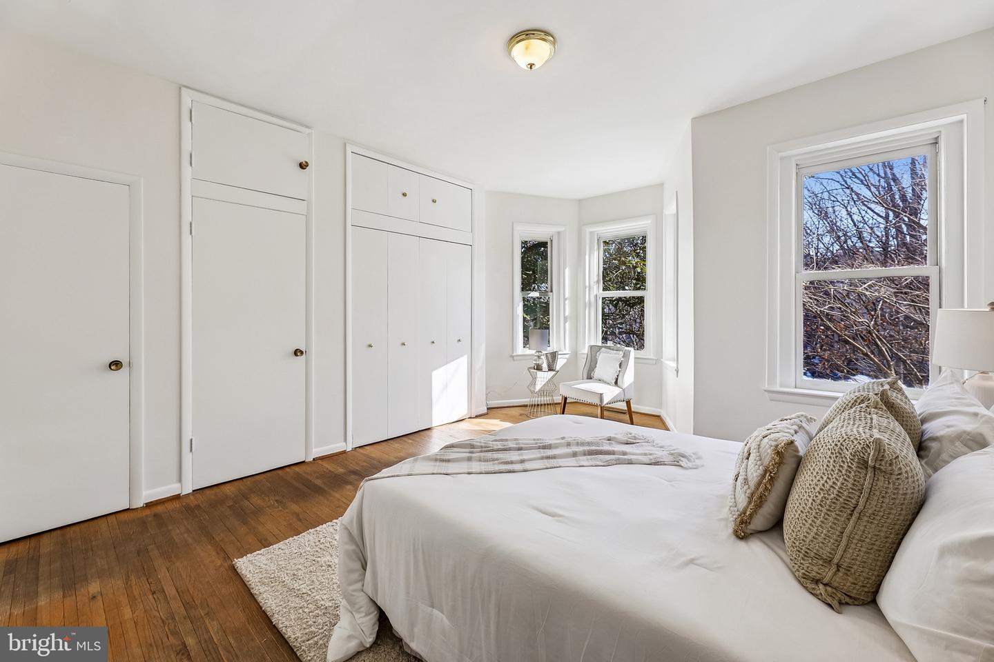 812 NORTH CAROLINA AVE SE, WASHINGTON, District Of Columbia 20003, 4 Bedrooms Bedrooms, ,3 BathroomsBathrooms,Residential,For sale,812 NORTH CAROLINA AVE SE,DCDC2242014 MLS # DCDC2242014