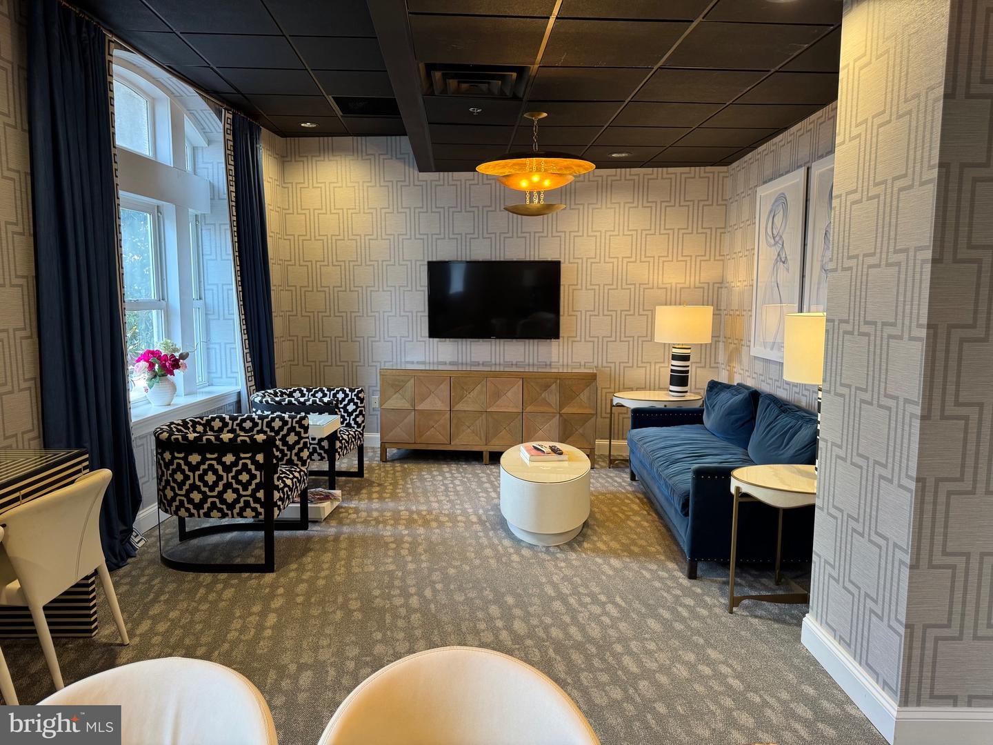 413 STUART CIR #PLA, RICHMOND, Virginia 23220, 2 Bedrooms Bedrooms, 4 Rooms Rooms,2 BathroomsBathrooms,Residential,For sale,413 STUART CIR #PLA,VARC2000800 MLS # VARC2000800