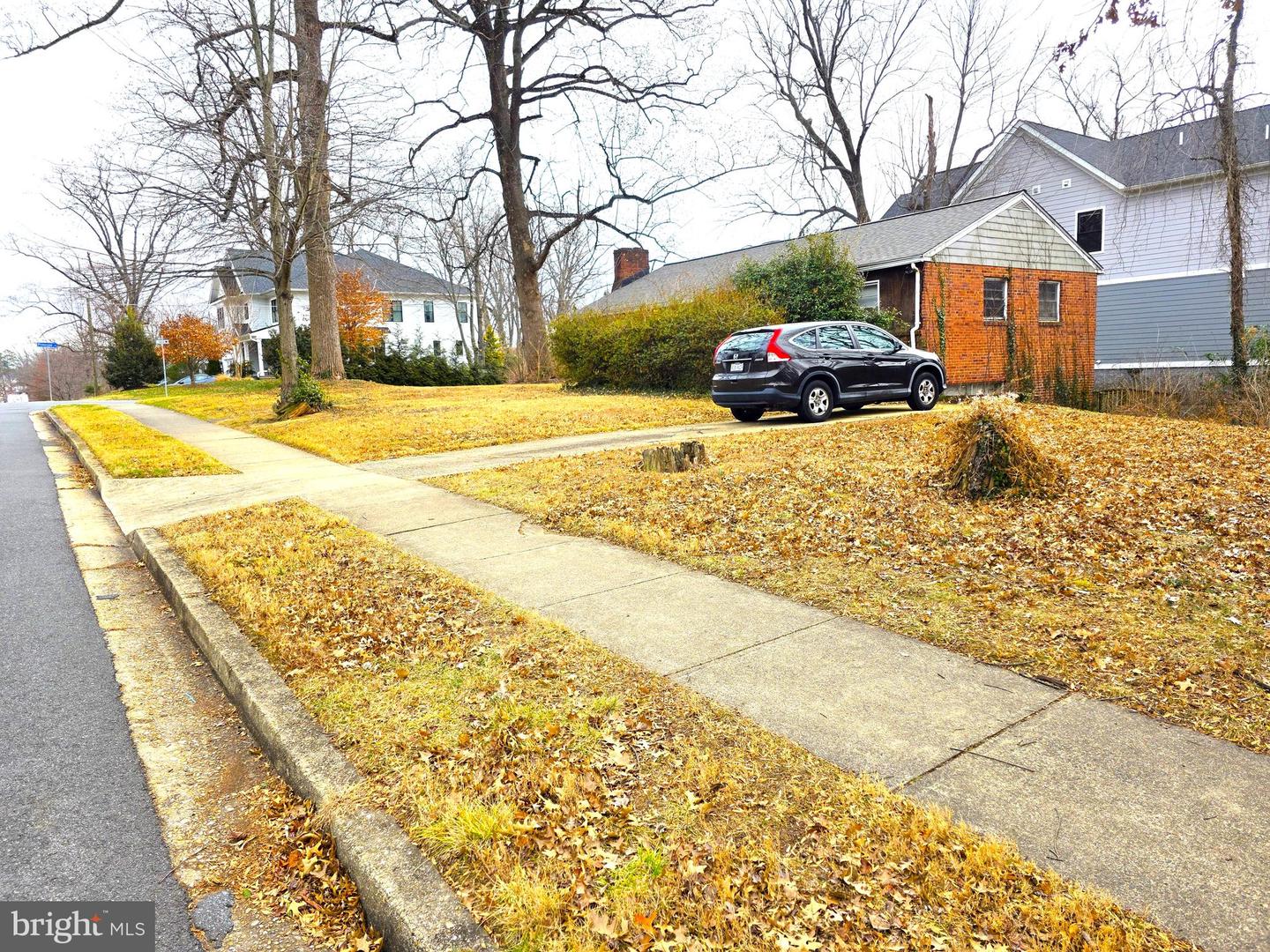 6633 MOLY DR, FALLS CHURCH, Virginia 22046, 3 Bedrooms Bedrooms, ,2 BathroomsBathrooms,Residential,For sale,6633 MOLY DR,VAFX2286882 MLS # VAFX2286882