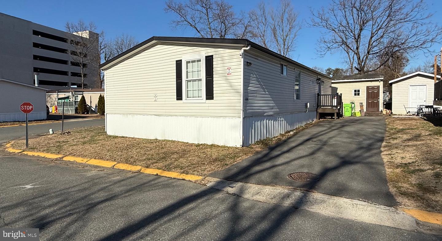 104 PRINCE CHARLES LN, DUMFRIES, Virginia 22026, 3 Bedrooms Bedrooms, ,2 BathroomsBathrooms,Residential,For sale,104 PRINCE CHARLES LN,VAPW2111008 MLS # VAPW2111008