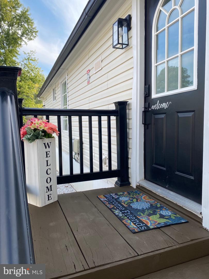 104 PRINCE CHARLES LN, DUMFRIES, Virginia 22026, 3 Bedrooms Bedrooms, ,2 BathroomsBathrooms,Residential,For sale,104 PRINCE CHARLES LN,VAPW2111008 MLS # VAPW2111008