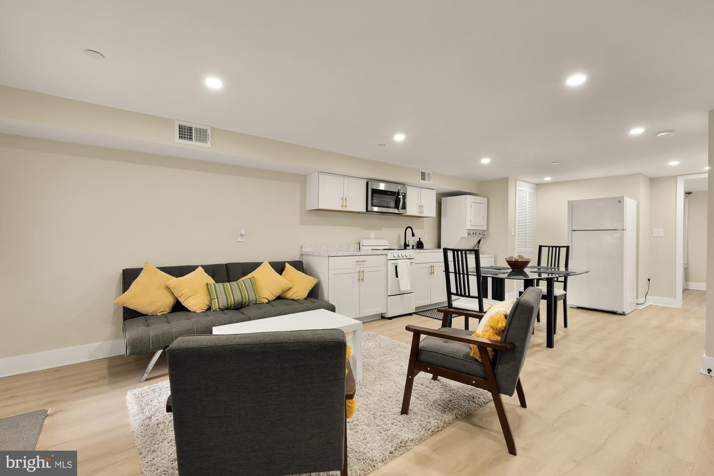 5110 9TH ST NW, WASHINGTON, District Of Columbia 20011, 4 Bedrooms Bedrooms, ,3 BathroomsBathrooms,Residential,For sale,5110 9TH ST NW,DCDC2243206 MLS # DCDC2243206