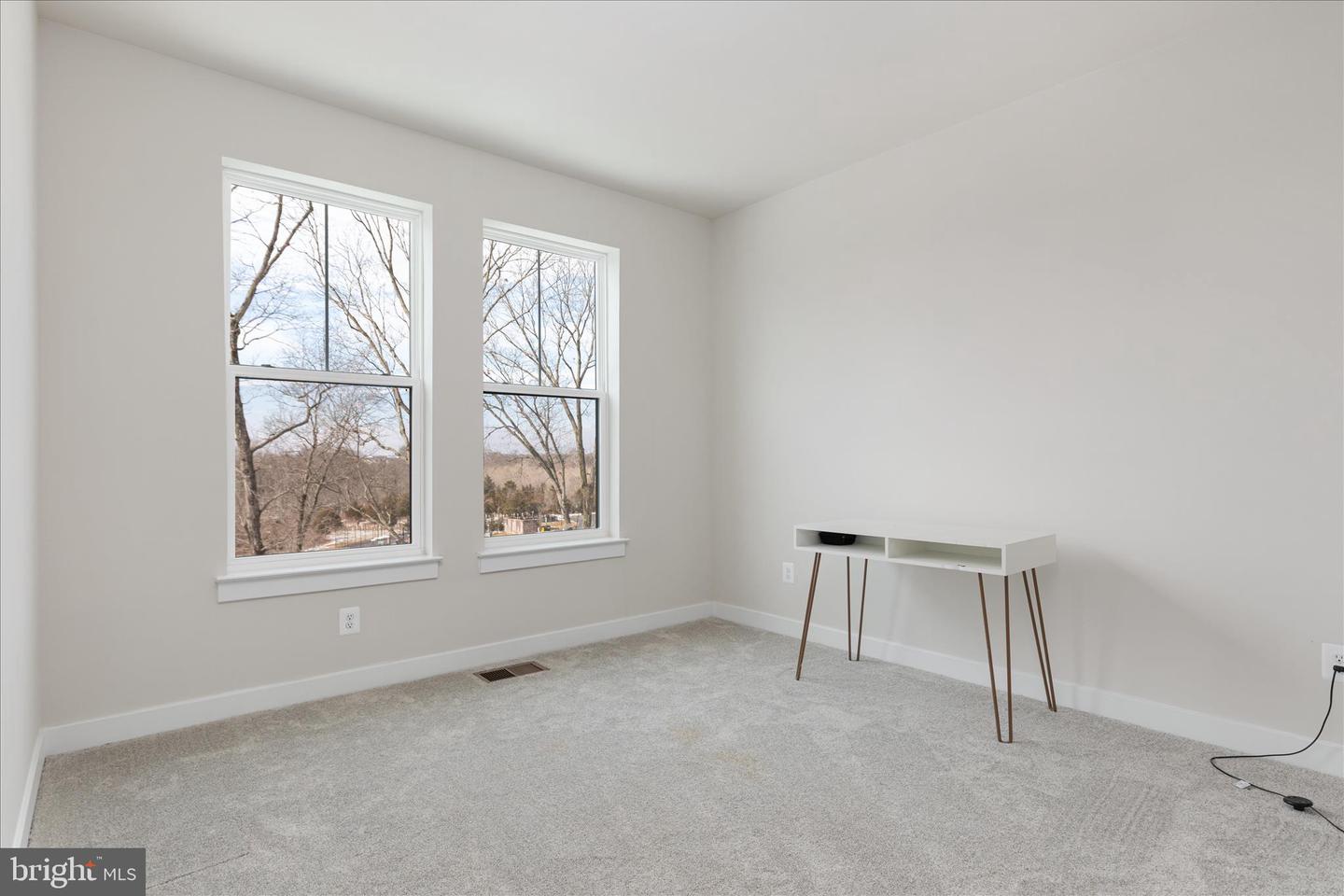 20835 OWENMORE TER, STERLING, Virginia 20166, 3 Bedrooms Bedrooms, ,2 BathroomsBathrooms,Residential,For sale,20835 OWENMORE TER,VALO2114674 MLS # VALO2114674