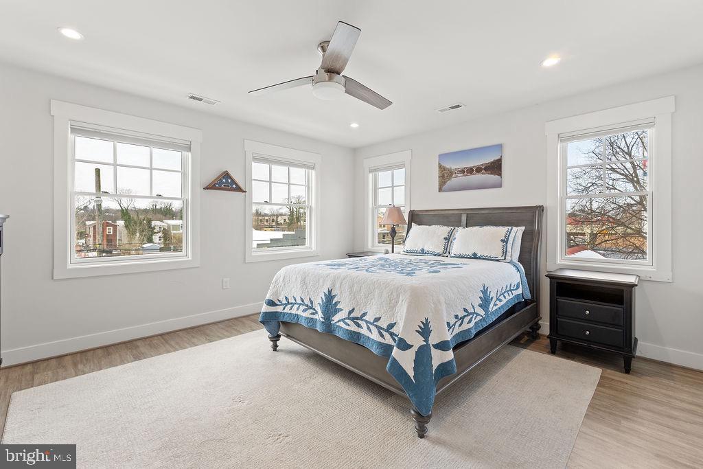 313 CHARLES ST, FREDERICKSBURG, Virginia 22401, 3 Bedrooms Bedrooms, 12 Rooms Rooms,2 BathroomsBathrooms,Residential,For sale,313 CHARLES ST,VAFB2009588 MLS # VAFB2009588