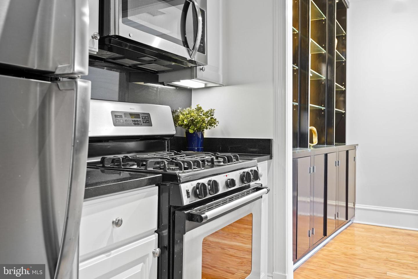 2600 PENNSYLVANIA AVE NW #501, WASHINGTON, District Of Columbia 20037, 2 Bedrooms Bedrooms, ,2 BathroomsBathrooms,Residential,For sale,2600 PENNSYLVANIA AVE NW #501,DCDC2243566 MLS # DCDC2243566