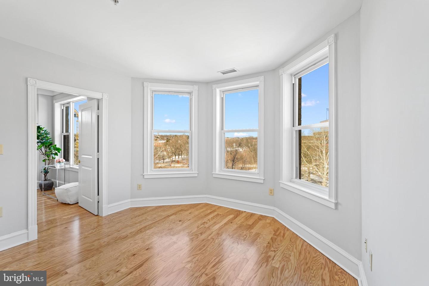 2600 PENNSYLVANIA AVE NW #501, WASHINGTON, District Of Columbia 20037, 2 Bedrooms Bedrooms, ,2 BathroomsBathrooms,Residential,For sale,2600 PENNSYLVANIA AVE NW #501,DCDC2243566 MLS # DCDC2243566