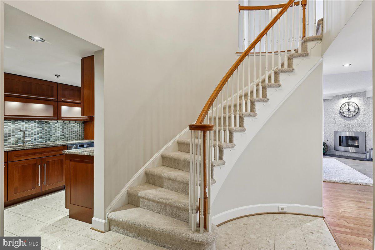 1276 N WAYNE ST #418, ARLINGTON, Virginia 22201, 2 Bedrooms Bedrooms, ,2 BathroomsBathrooms,Residential,For sale,1276 N WAYNE ST #418,VAAR2068236 MLS # VAAR2068236