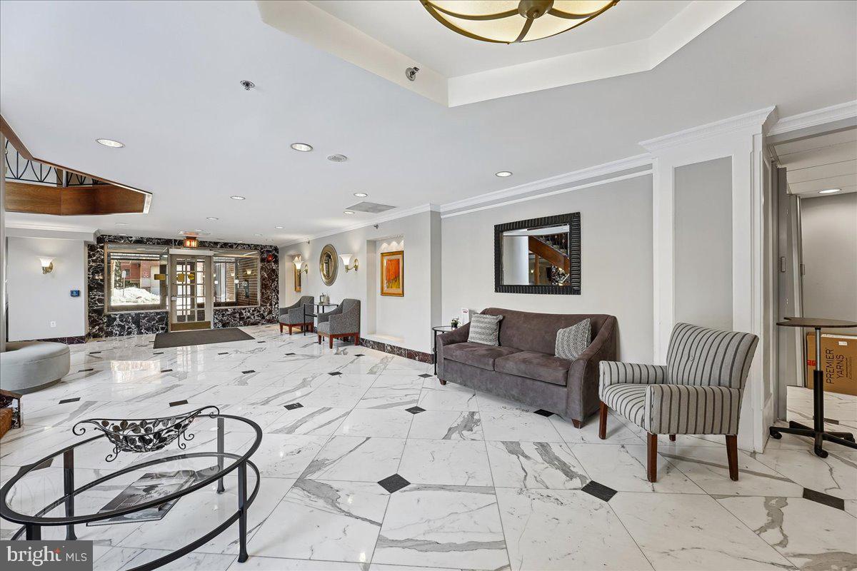 1276 N WAYNE ST #418, ARLINGTON, Virginia 22201, 2 Bedrooms Bedrooms, ,2 BathroomsBathrooms,Residential,For sale,1276 N WAYNE ST #418,VAAR2068236 MLS # VAAR2068236