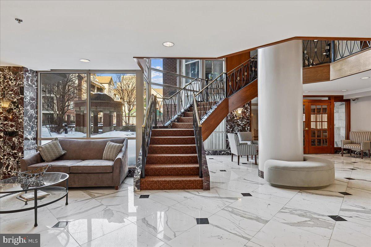 1276 N WAYNE ST #418, ARLINGTON, Virginia 22201, 2 Bedrooms Bedrooms, ,2 BathroomsBathrooms,Residential,For sale,1276 N WAYNE ST #418,VAAR2068236 MLS # VAAR2068236