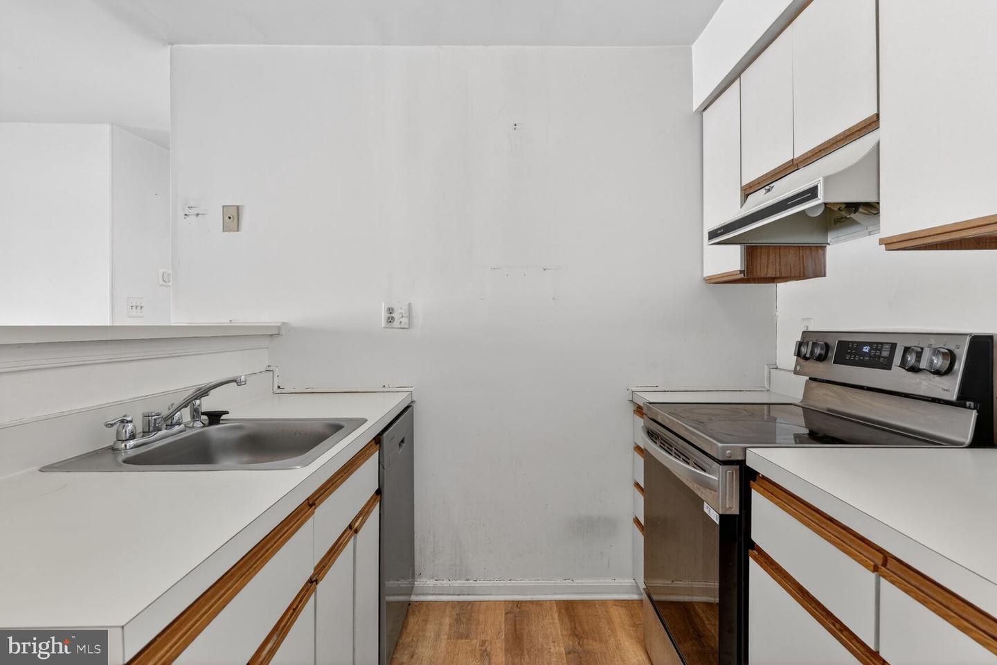 8605 BEEKMAN PL #A, ALEXANDRIA, Virginia 22309, 2 Bedrooms Bedrooms, ,2 BathroomsBathrooms,Residential,For sale,8605 BEEKMAN PL #A,VAFX2288026 MLS # VAFX2288026