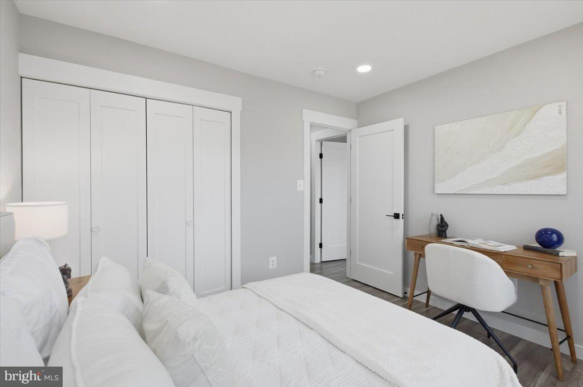 4529 FLINTSTONE RD, ALEXANDRIA, Virginia 22306, 5 Bedrooms Bedrooms, 8 Rooms Rooms,3 BathroomsBathrooms,Residential,For sale,4529 FLINTSTONE RD,VAFX2288112 MLS # VAFX2288112