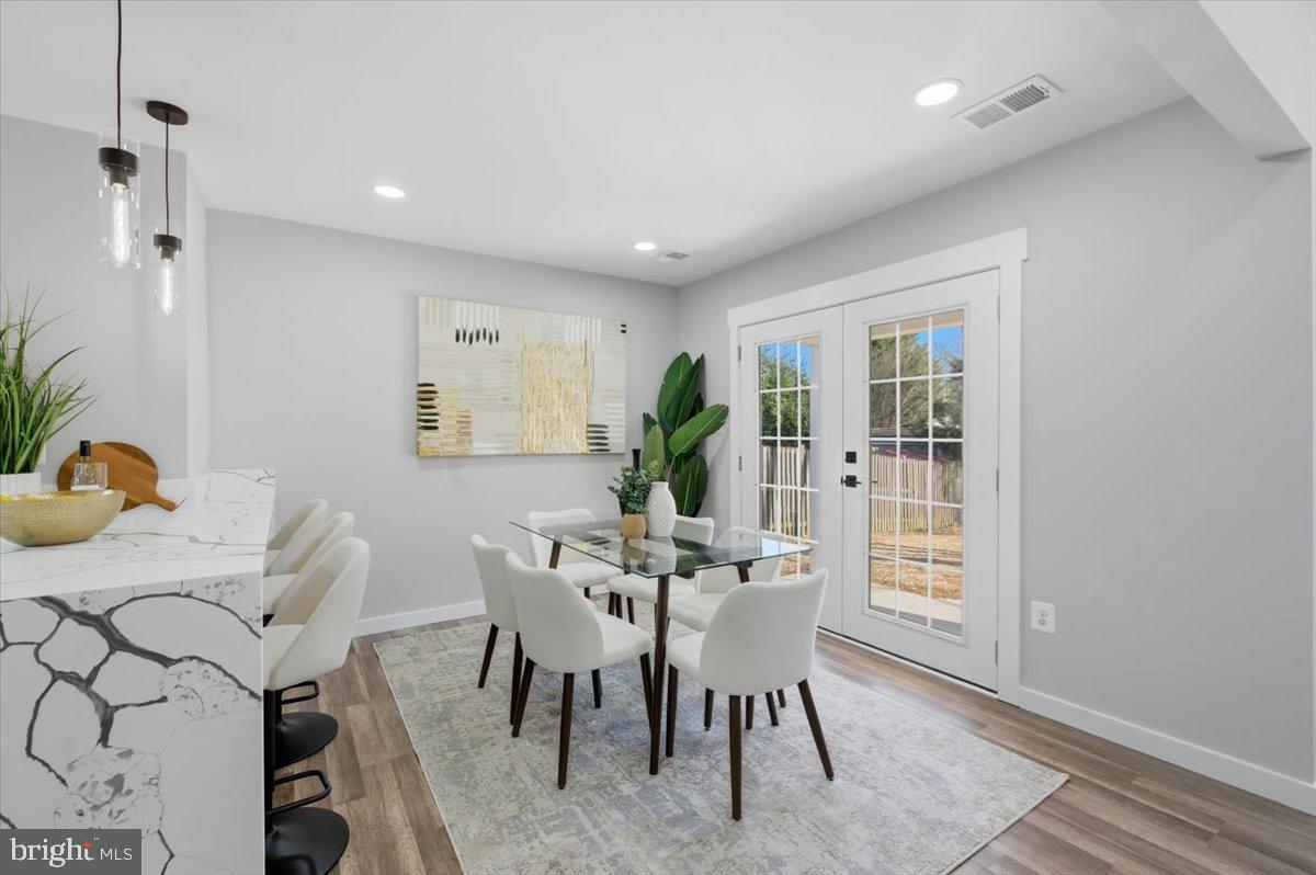 4529 FLINTSTONE RD, ALEXANDRIA, Virginia 22306, 5 Bedrooms Bedrooms, 8 Rooms Rooms,3 BathroomsBathrooms,Residential,For sale,4529 FLINTSTONE RD,VAFX2288112 MLS # VAFX2288112