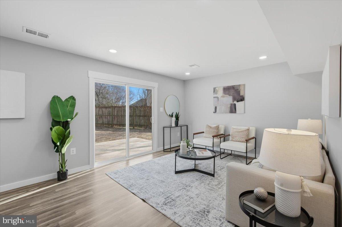 4529 FLINTSTONE RD, ALEXANDRIA, Virginia 22306, 5 Bedrooms Bedrooms, 8 Rooms Rooms,3 BathroomsBathrooms,Residential,For sale,4529 FLINTSTONE RD,VAFX2288112 MLS # VAFX2288112