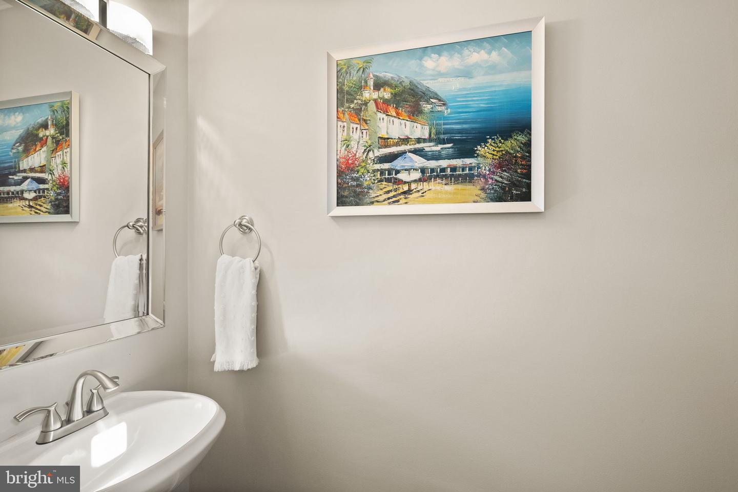 9660 MASTERWORKS DR, VIENNA, Virginia 22181, 3 Bedrooms Bedrooms, ,3 BathroomsBathrooms,Residential,For sale,9660 MASTERWORKS DR,VAFX2288460 MLS # VAFX2288460