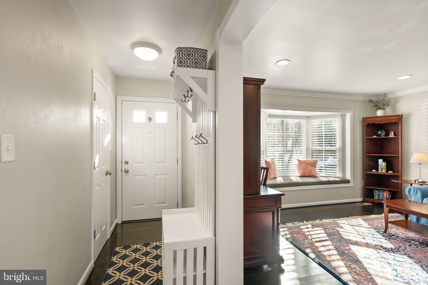 9660 MASTERWORKS DR, VIENNA, Virginia 22181, 3 Bedrooms Bedrooms, ,3 BathroomsBathrooms,Residential,For sale,9660 MASTERWORKS DR,VAFX2288460 MLS # VAFX2288460