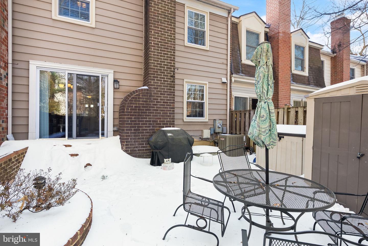 9660 MASTERWORKS DR, VIENNA, Virginia 22181, 3 Bedrooms Bedrooms, ,3 BathroomsBathrooms,Residential,For sale,9660 MASTERWORKS DR,VAFX2288460 MLS # VAFX2288460