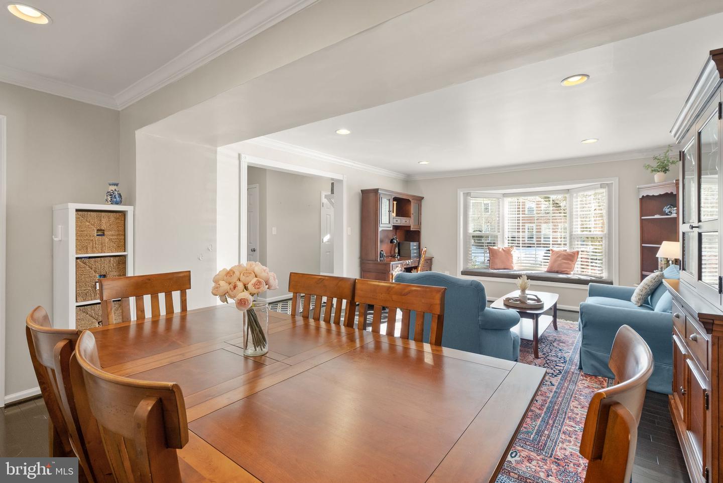 9660 MASTERWORKS DR, VIENNA, Virginia 22181, 3 Bedrooms Bedrooms, ,3 BathroomsBathrooms,Residential,For sale,9660 MASTERWORKS DR,VAFX2288460 MLS # VAFX2288460