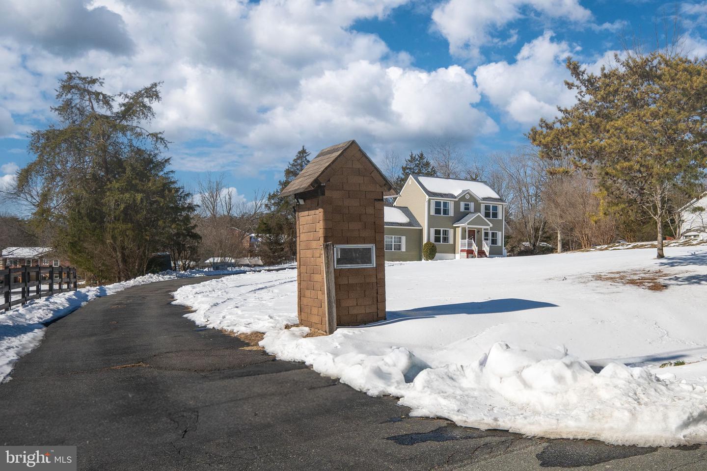 2 PLEASURE CT, STAFFORD, Virginia 22556, 4 Bedrooms Bedrooms, ,3 BathroomsBathrooms,Residential,For sale,2 PLEASURE CT,VAST2045768 MLS # VAST2045768