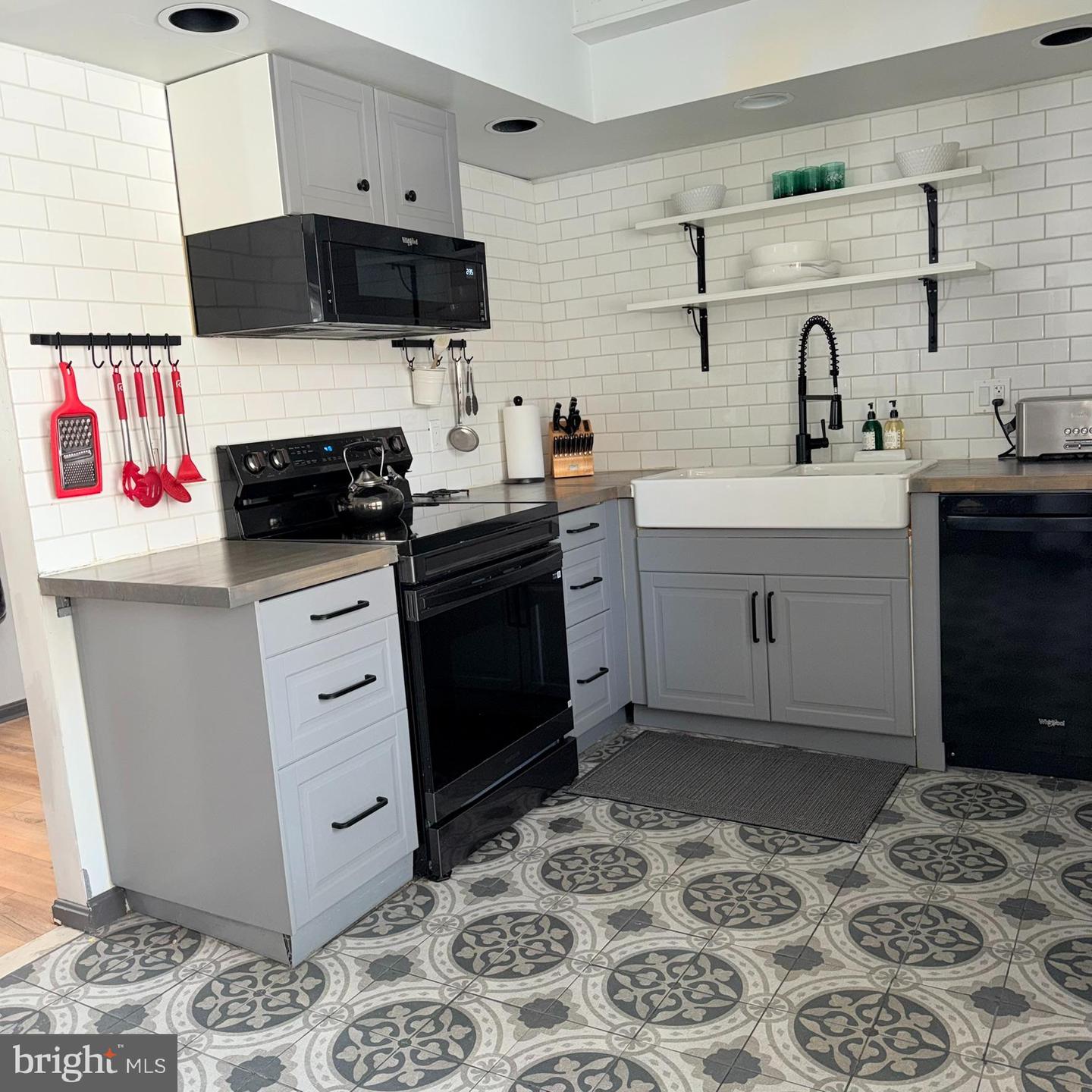 1667 FAIRWAY DR, BASYE, Virginia 22810, 4 Bedrooms Bedrooms, ,3 BathroomsBathrooms,Residential,For sale,1667 FAIRWAY DR,VASH2013522 MLS # VASH2013522